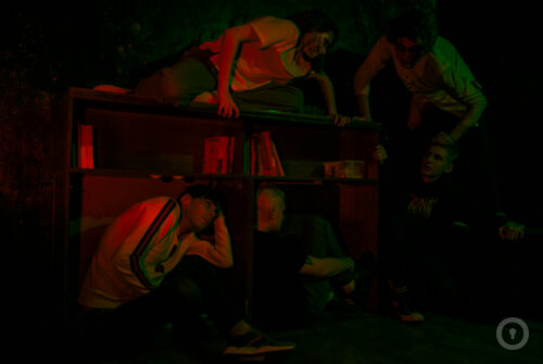 Перформанс Зараженный